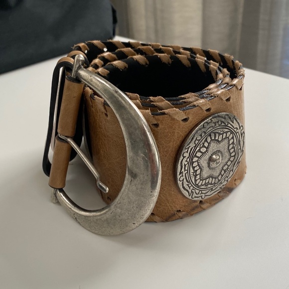 Richard Gampel tan leather belt - Picture 1 of 5